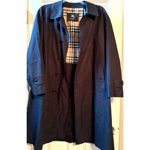 Burberry London Long Coat Size Mens XXL with Nova Check Interior Black Exterior